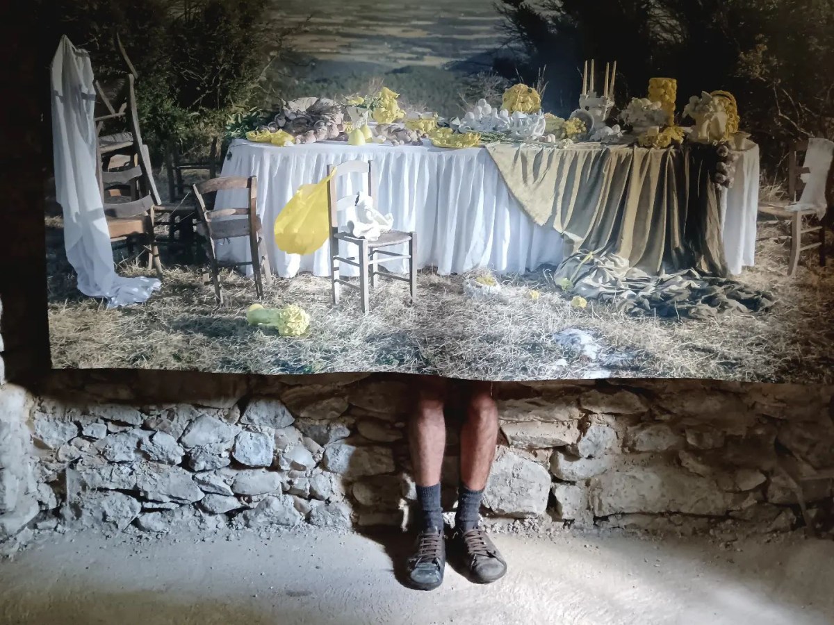 SURFACE — Dans les entrailles des banquets émaillés de&nbsp;Ballacchino