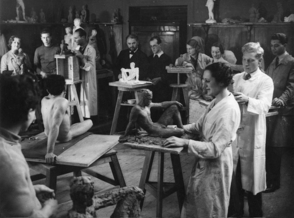 PERFORMANCE — D’artistes à professeurs : formuler sa pensée pour la transmettre à une jeune génération&nbsp;d’artistes